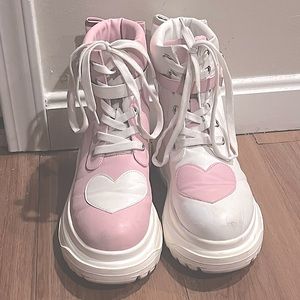 WOMENS MISMATCHED KAWAII PLATFORM BOOTS